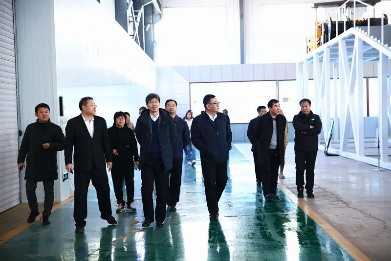 鐵嶺市人大常委會到鑫豐集團進行項目考察